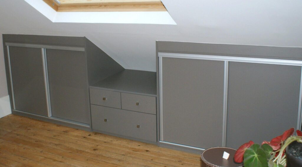 Mobilier professionnel sur mesure à Saint-Gratien (95210) 72 rangement sous escalier Saint-Gratien — artisan menuisier ID Rangements
